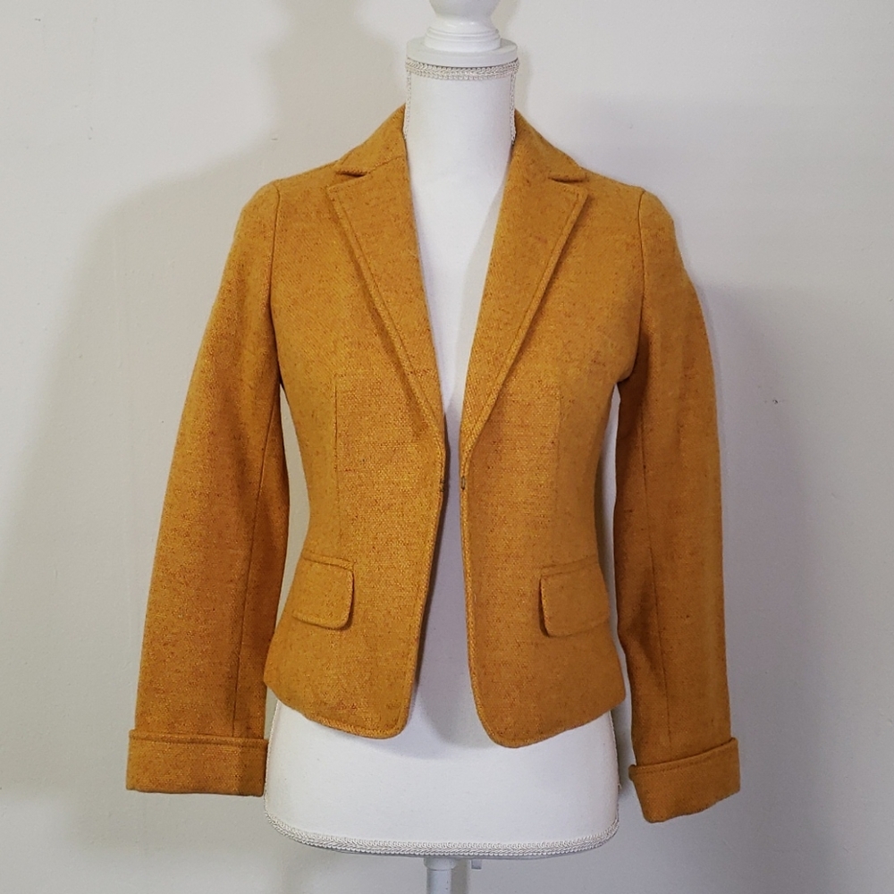 Cute Wool Blazer in Vintage Style and Mixed Woven